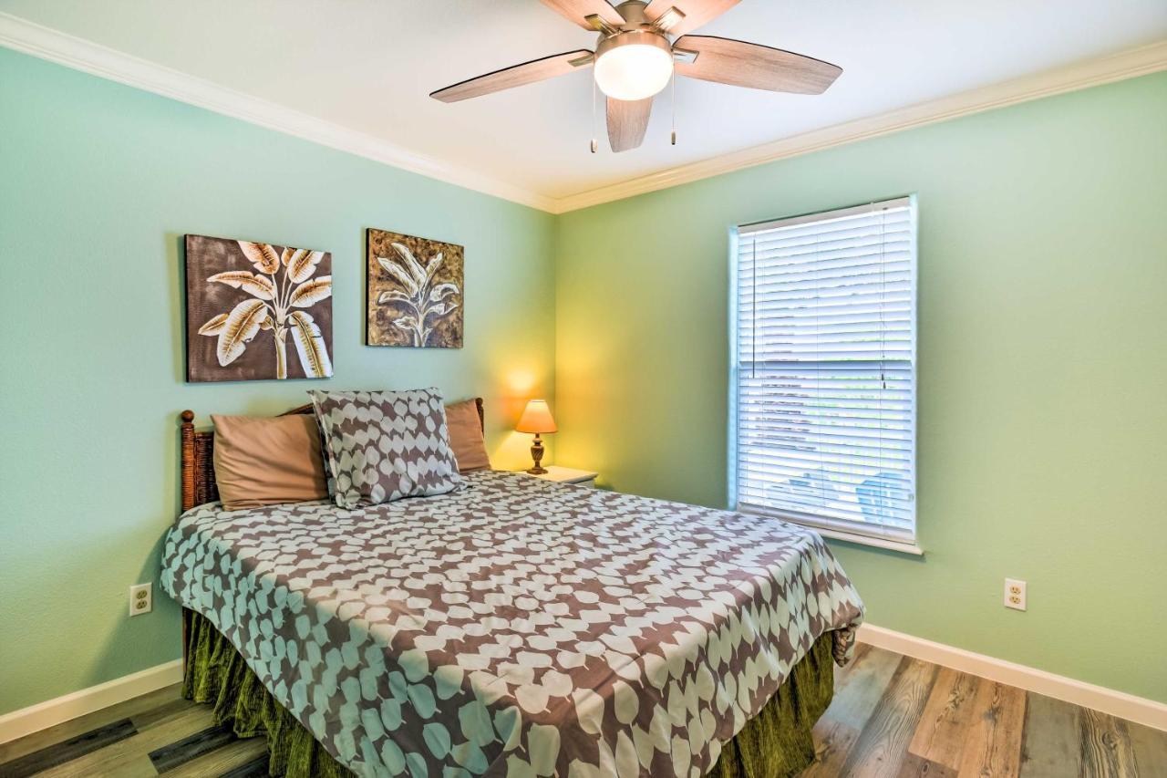 Spacious Port Aransas Condo Near Beach And Golfing Екстер'єр фото